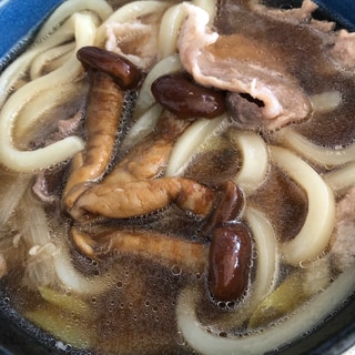 なめこ入り肉うどん